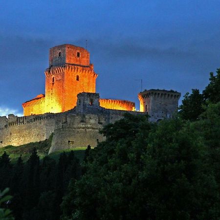 아시시 Il Turrione "App. Santa Chiara" 아파트 외부 사진